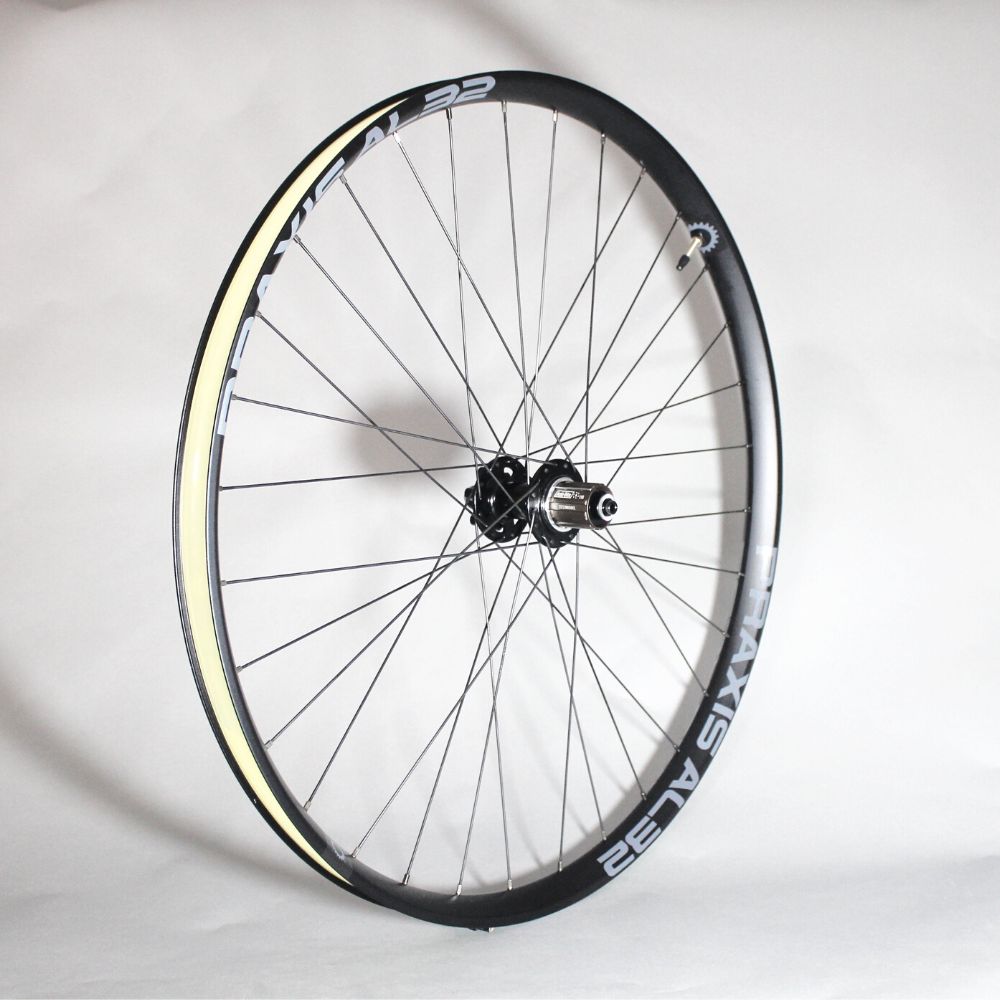 RUEDA TRASERA PRAXIS AL32 29" CON MAZA BITEX BX211 12x148mm (BOOST) BODY SHIMANO MS