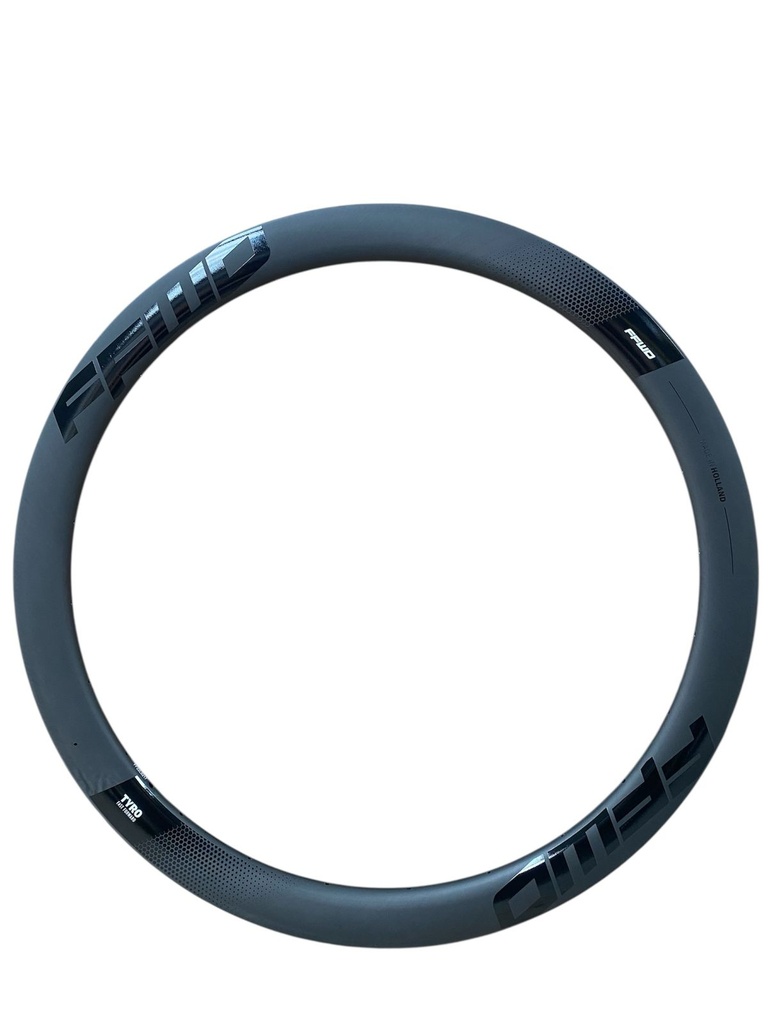 CARBON RIM FCC F4R RB 24H  NEGRO C/CALCAS NEGRAS